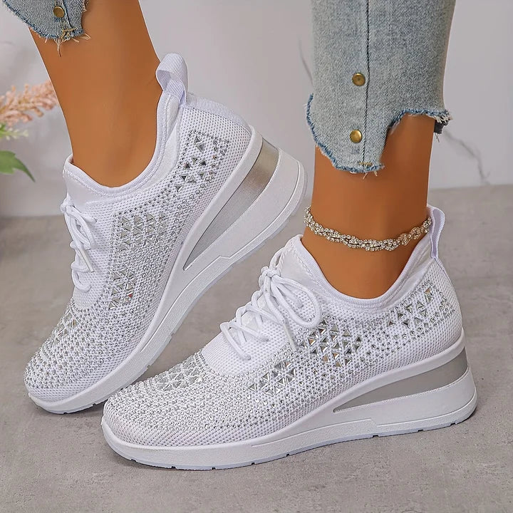Supportive everyday sneakers for women | Bellara