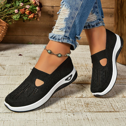 Orthopaedic slip-on shoes for women | Carry