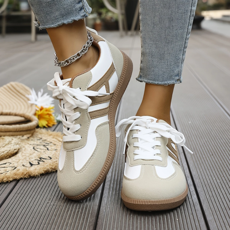 Moderner Feiner Sneaker mit urbanem Look für Damen | Lorena -1