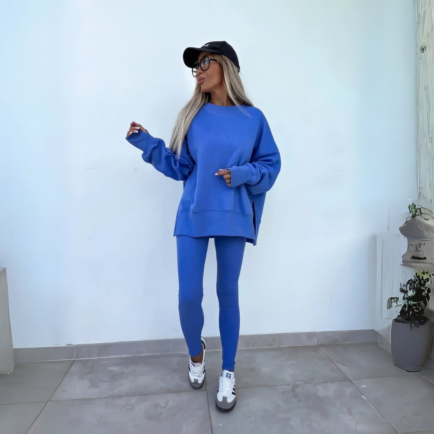 Lässiges Sweatshirt- und Hosen-Set mit langen Ärmeln für Damen | Mirella