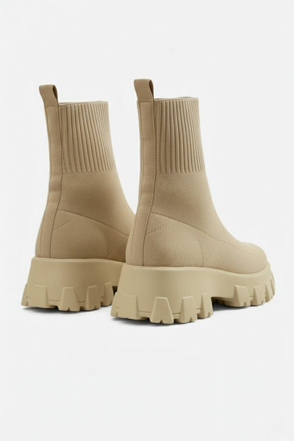 Damen-Plateau-Stiefeletten mit runder Spitze | Velmira