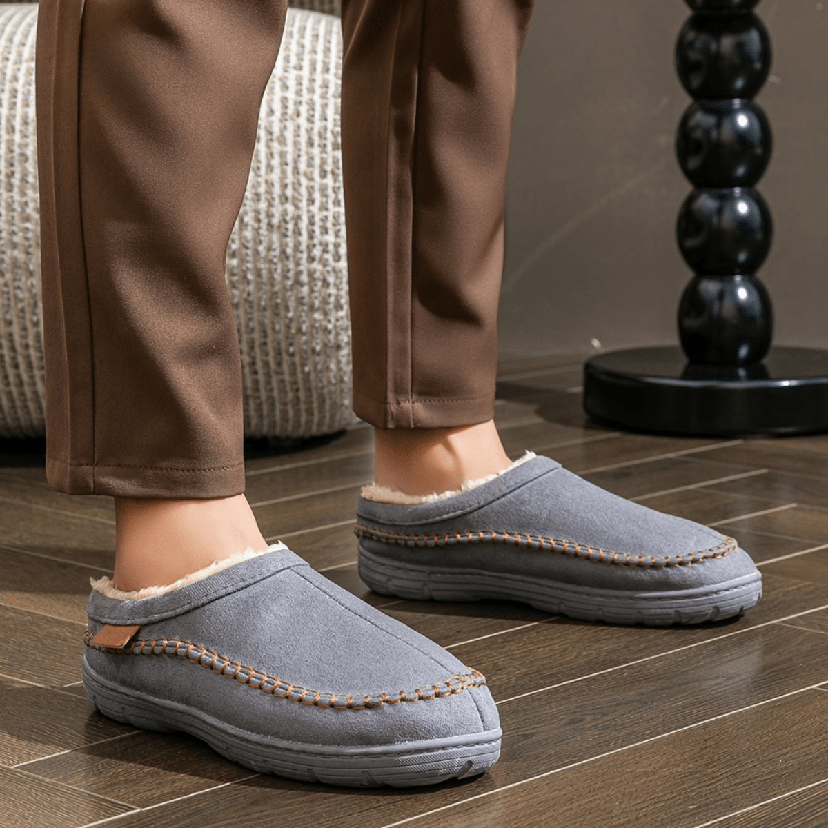 Men's Lined Moccasin Slippers with Non-Slip Sole | Mirello