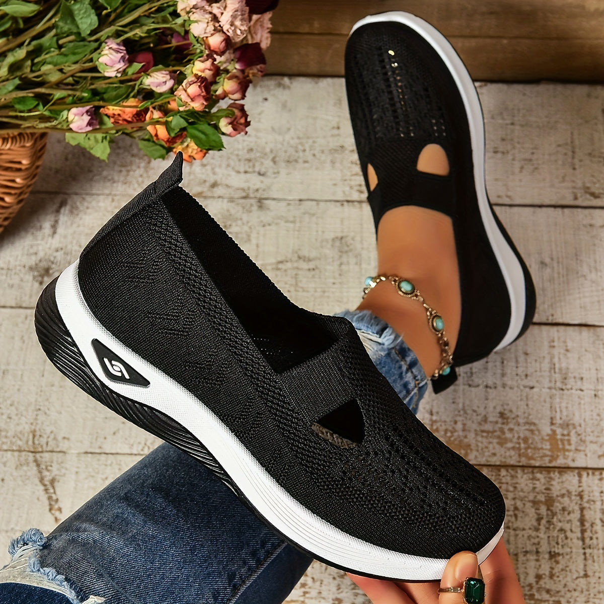 Comfortable slip-on shoes for women | Carys