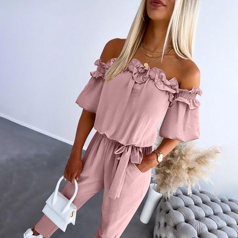 Eleganter schulterfreier Jumpsuit mit Rüschen und Bindegürtel | Camila