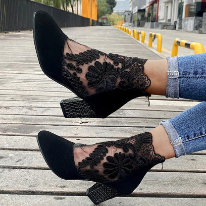 Moderne Hochwertige Absatzschuhe mit Blumenmuster für Damen | Sofisticados -7